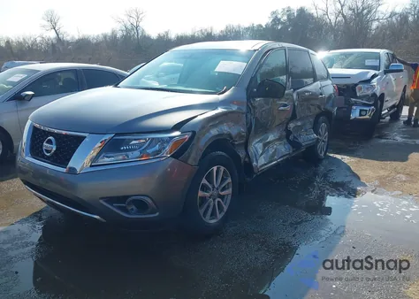 2015 Nissan Pathfinder S z USA, uszkodzony, nr VIN 5N1AR2MN6FC605798